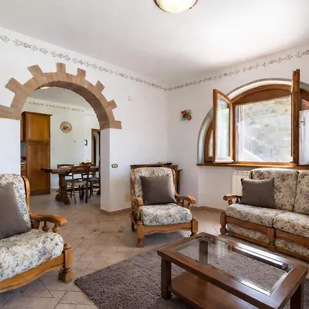 Pugnano Alto - Porcino Farm stay *